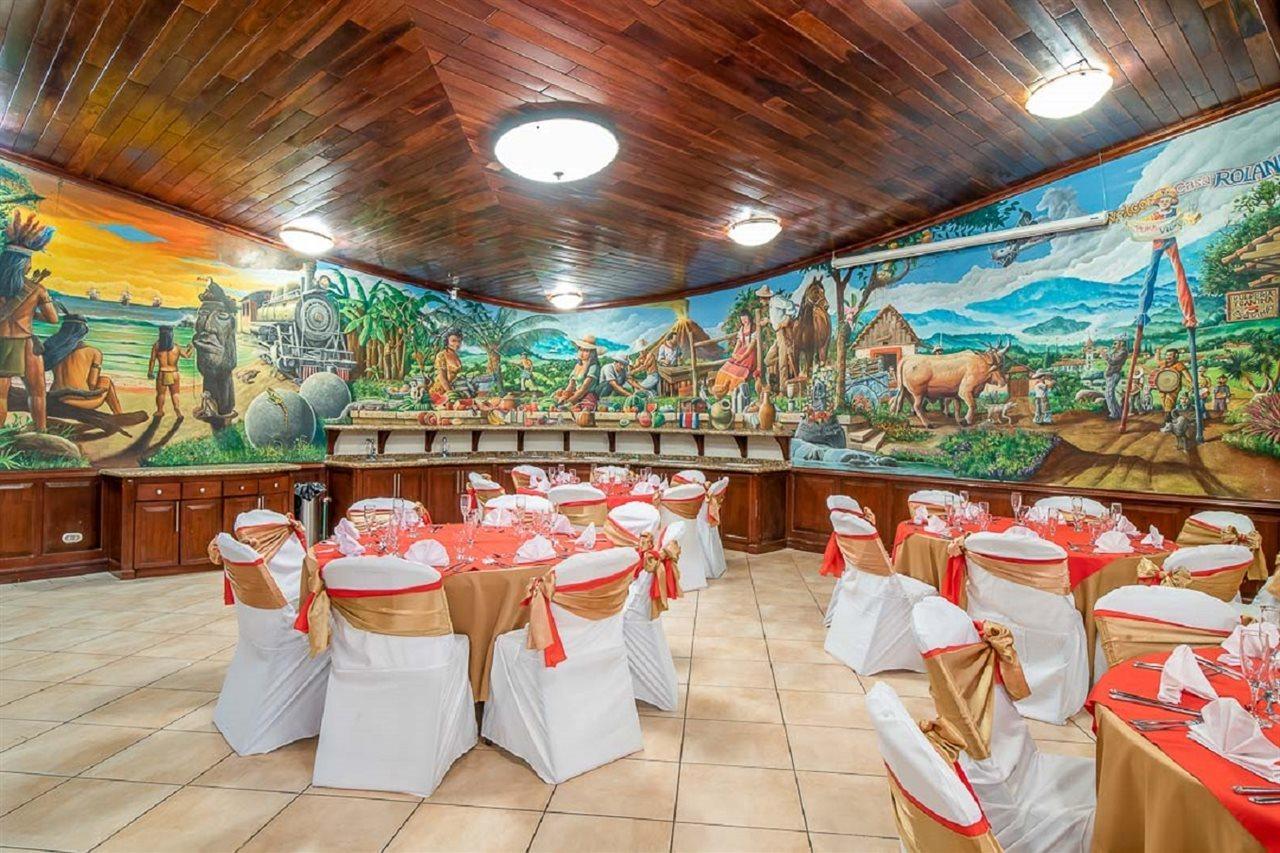 Hotel Casa Roland Golfito Resort Esterno foto